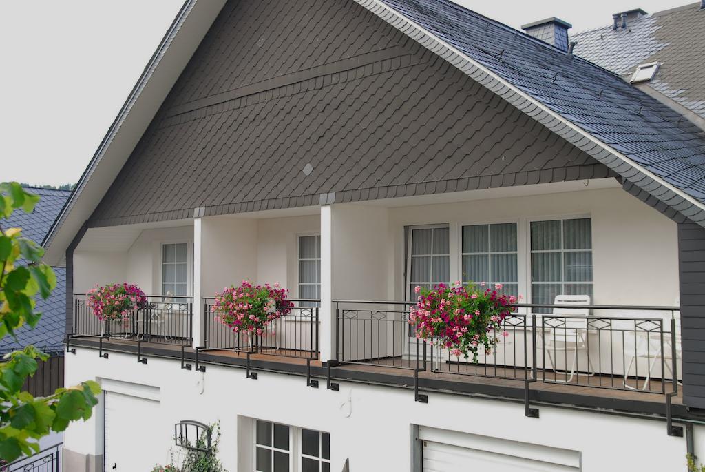 Pension Beste-Schnurbus Schmallenberg Esterno foto